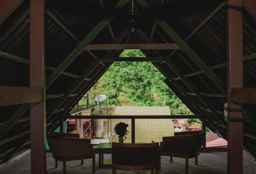 اتاق خانوادگی, Rupa Rupa High Jungle Eco B&b