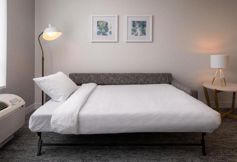 Люкс, Towneplace Suites By Marriott West Kelowna