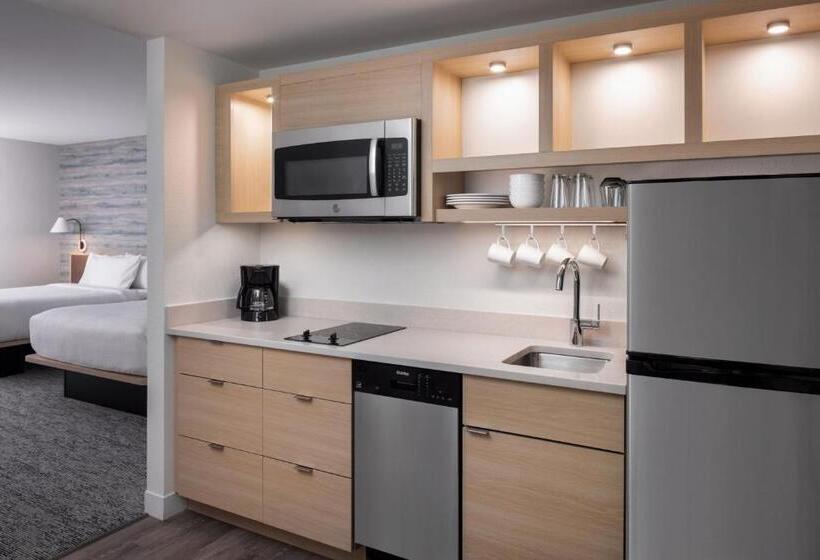 Студия Стандарт Кровать Куин, Towneplace Suites By Marriott West Kelowna