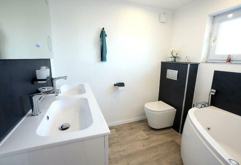 Апартаменты 1 Спальня, Marias Guest House