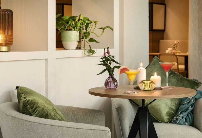 Полулюкс Президентский, Melia Düsseldorf