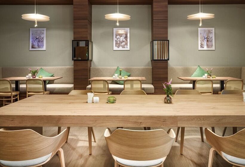 Полулюкс Президентский, Melia Düsseldorf