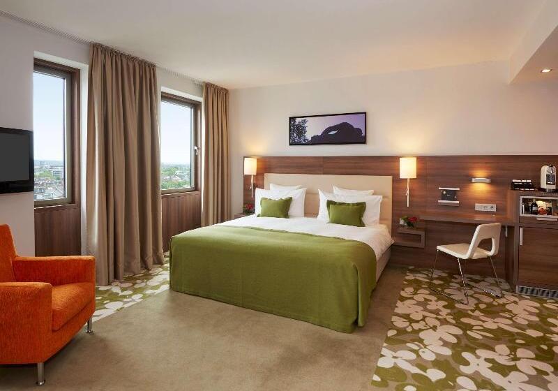 Полулюкс, Melia Düsseldorf
