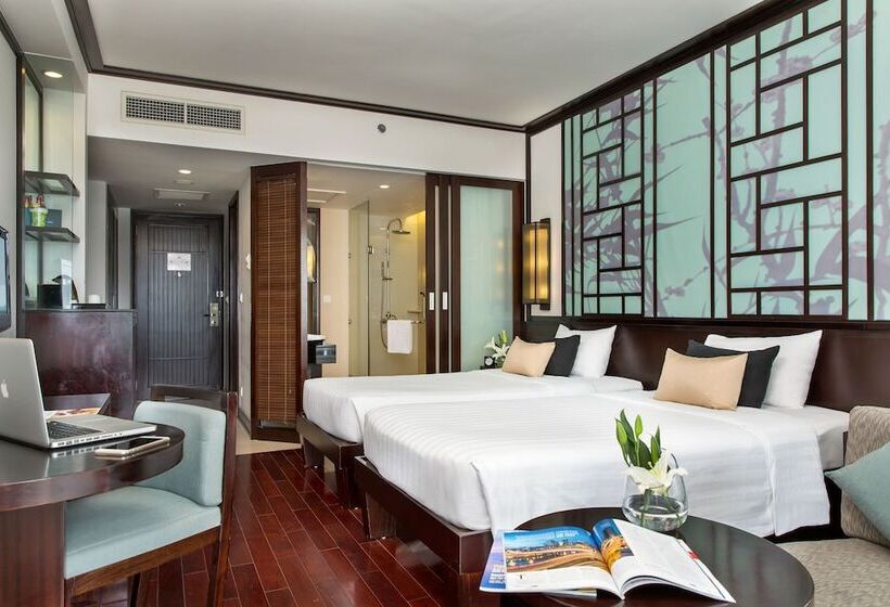 اتاق سوپریور با بالکن, Novotel Ha Long Bay