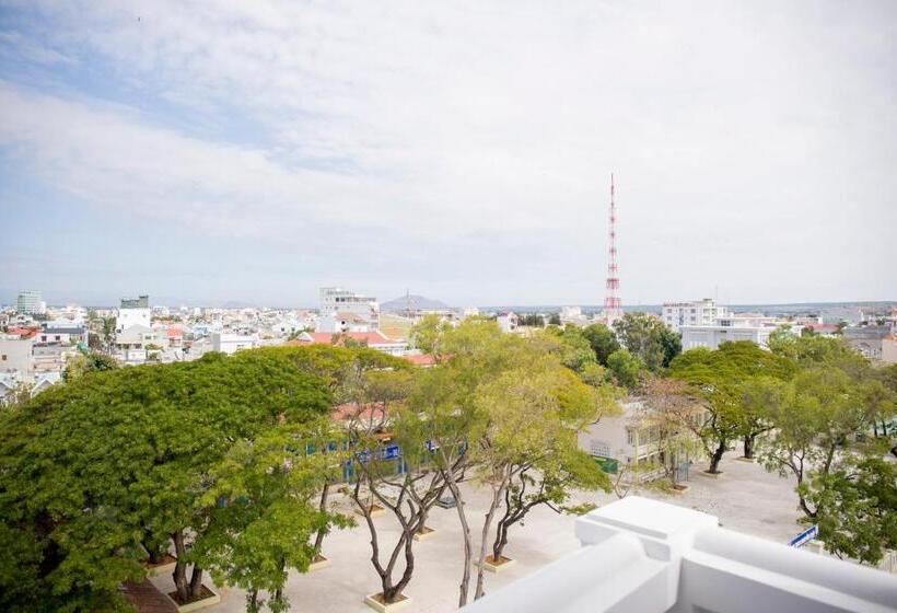 اتاق استاندارد چهار تخته, Biển Nhớ Hotel & Coffee