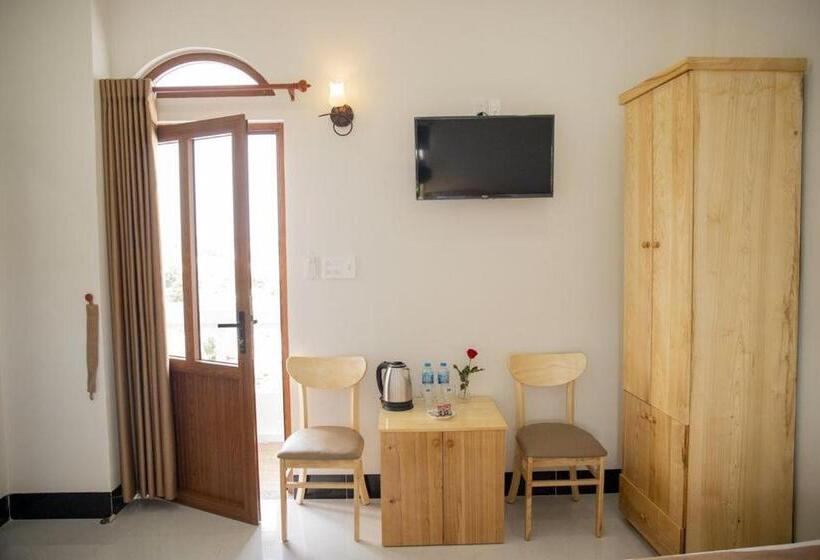 اتاق استاندارد چهار تخته, Biển Nhớ Hotel & Coffee