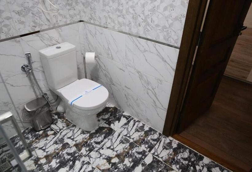 جناح جونيور, львівський