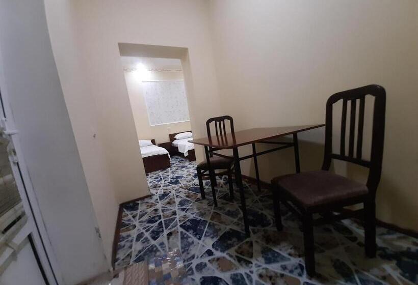 اتاق لوکس, Dilnura Guest House