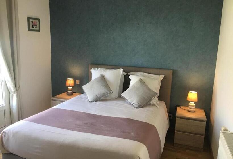 Номер Стандарт Вид на Сад, B&b De Saint Come De Fresne