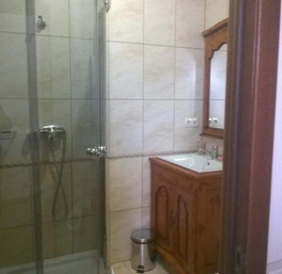 اتاق استاندارد, арт готель династія