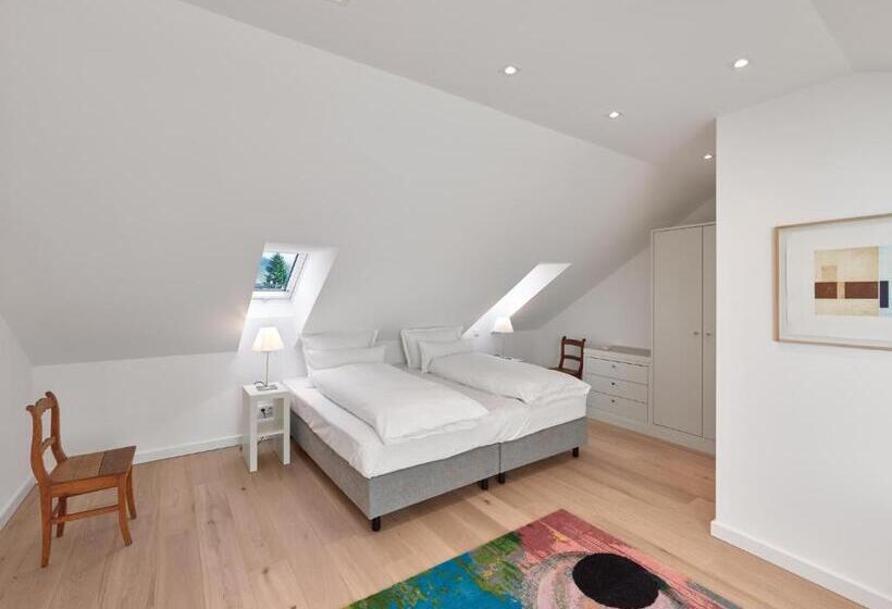 Дом 3 Спальни, Gästehaus Cantzheim