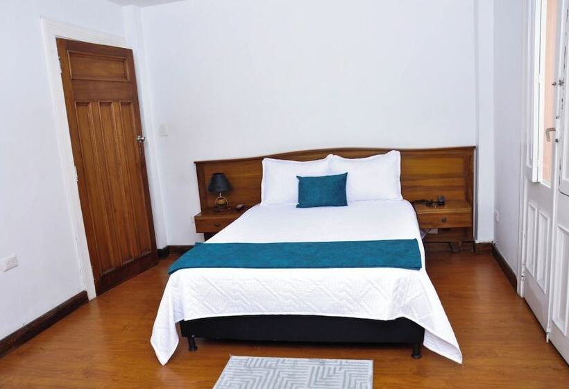 Quarto Superior, Ayenda Escorial 1936