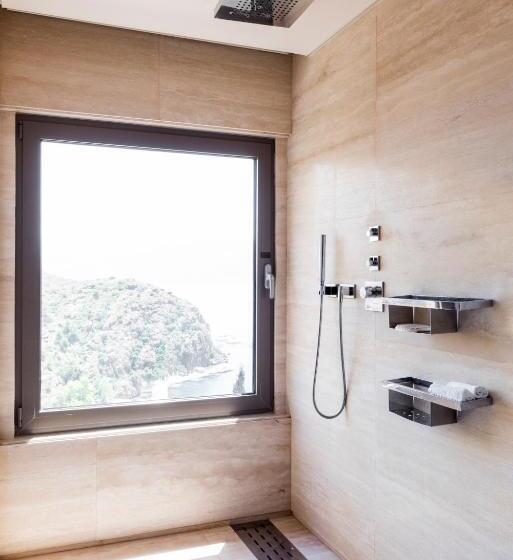 Superior Interior Room, D Maris Bay