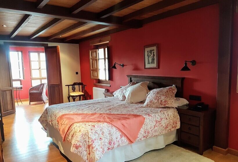 スイート, Casona De Tresali