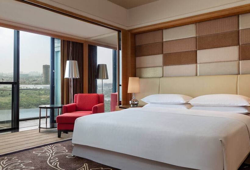 Люкс Клуб, Sheraton Shunde