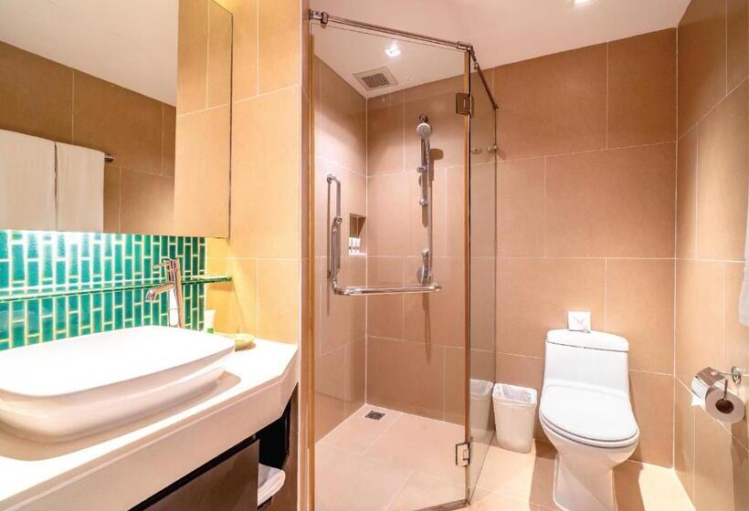 테라스 스위트, Radisson Resort And Suites Phuket