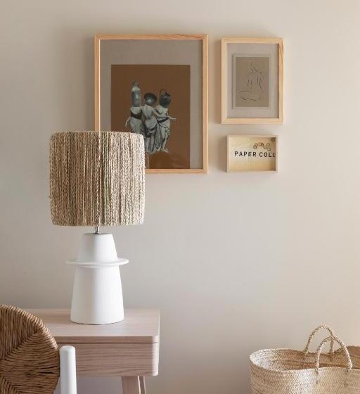 اتاق لوکس, Yayaki Spetses