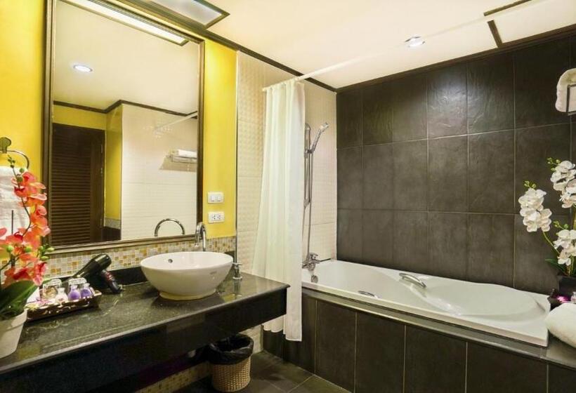 اتاق لوکس با چشم‌انداز استخر, Aonang Orchid Resort   Sha Extra Plus