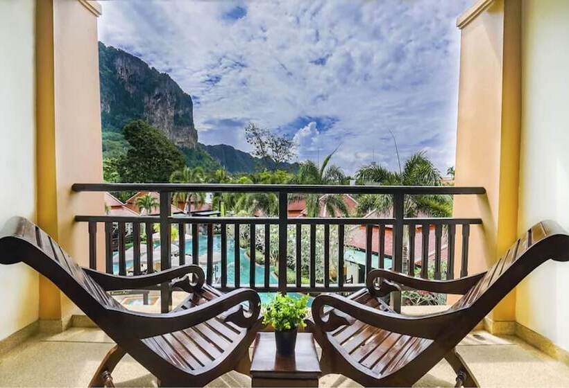 اتاق لوکس با چشم‌انداز استخر, Aonang Orchid Resort   Sha Extra Plus