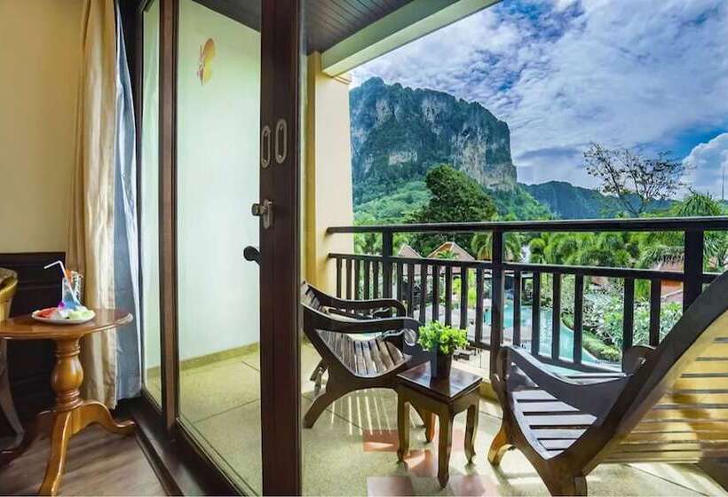 اتاق لوکس با چشم‌انداز استخر, Aonang Orchid Resort   Sha Extra Plus
