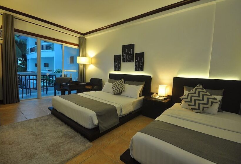 디럭스 룸, Boracay Ocean Club Beach Resort