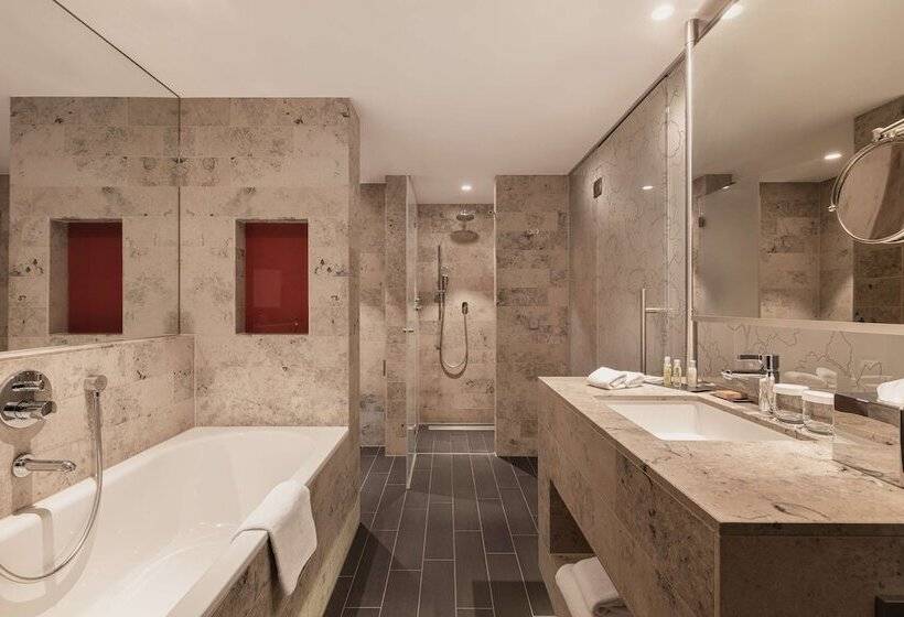 行政房间, Hilton The Hague