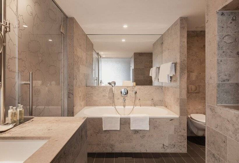 家庭套房, Hilton The Hague