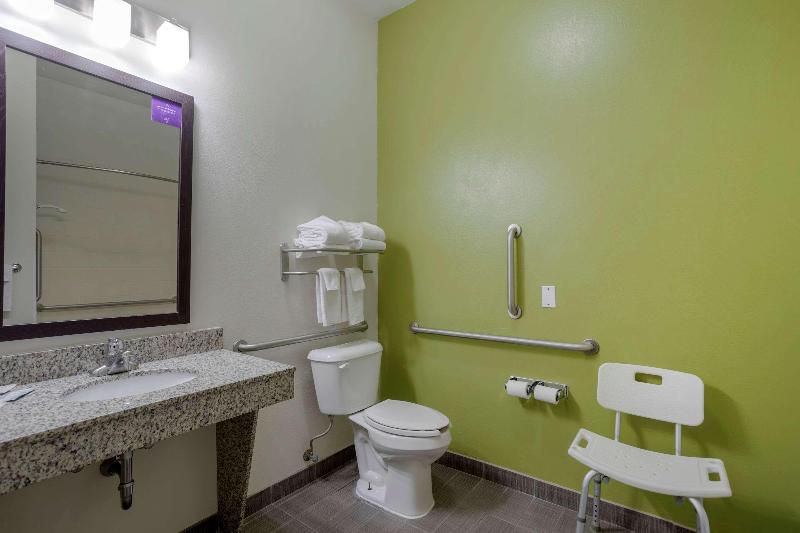 Люкс Кровать Кинг, Sleep Inn & Suites