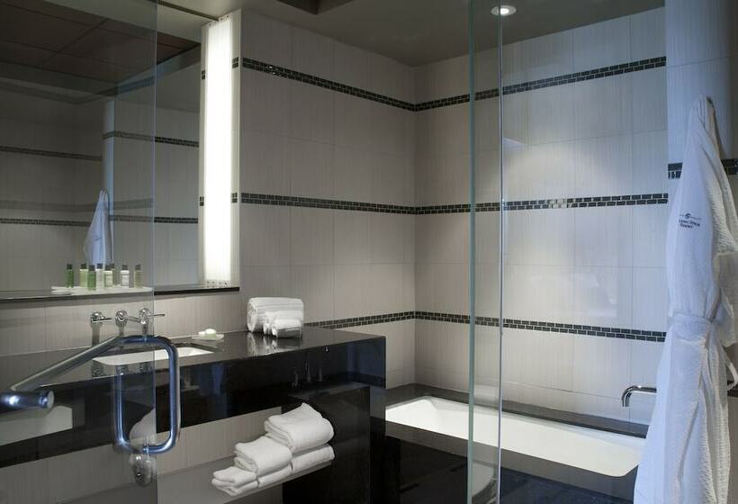 اتاق استاندارد, Talking Stick Resort