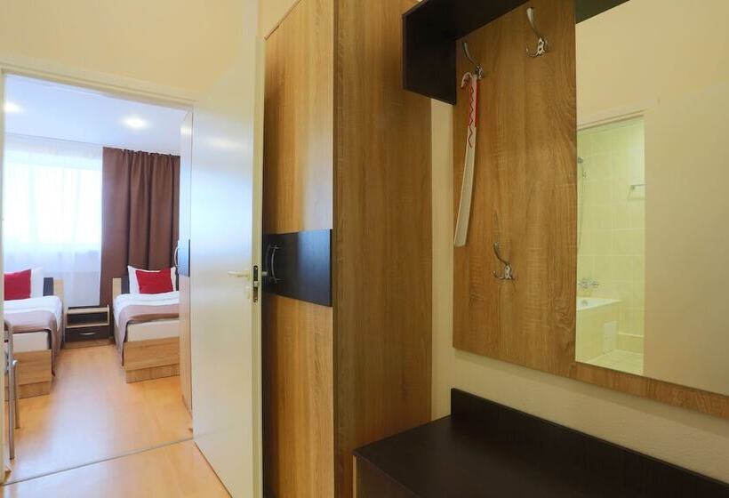 标准间, Maksim Hotel
