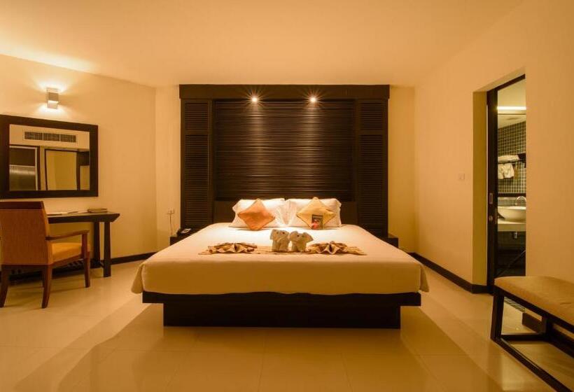 اتاق سوپریور با چشم‌انداز باغ, The Nouveau Chumphon Beach Resort And Golf