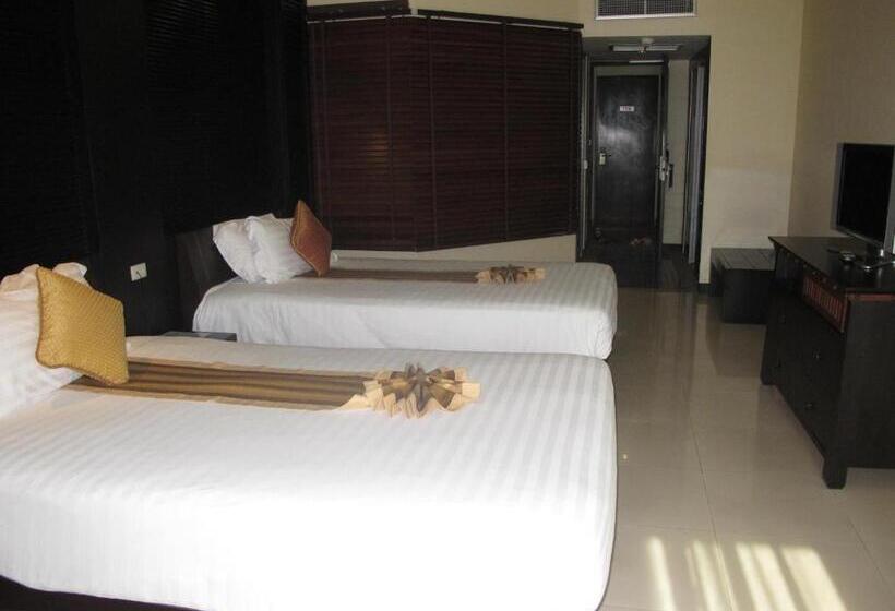 اتاق سوپریور با چشم‌انداز باغ, The Nouveau Chumphon Beach Resort And Golf