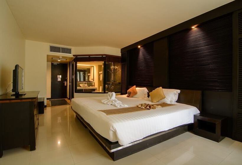 اتاق سوپریور با چشم‌انداز باغ, The Nouveau Chumphon Beach Resort And Golf
