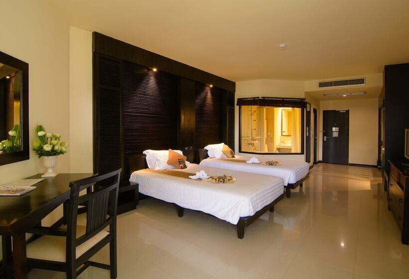 اتاق سوپریور با چشم‌انداز باغ, The Nouveau Chumphon Beach Resort And Golf