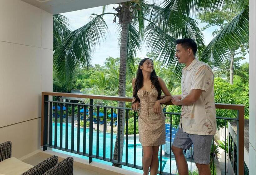 带大床的高级房间, Novotel Phuket Kata Avista Resort And Spa
