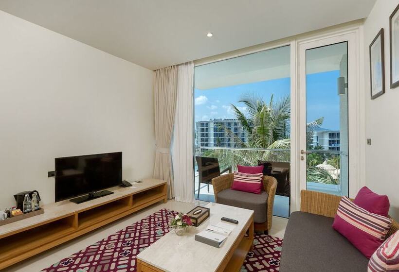 Family Suite, Splash Beach Resort, Maikhao Phuket   Sha Extra Plus
