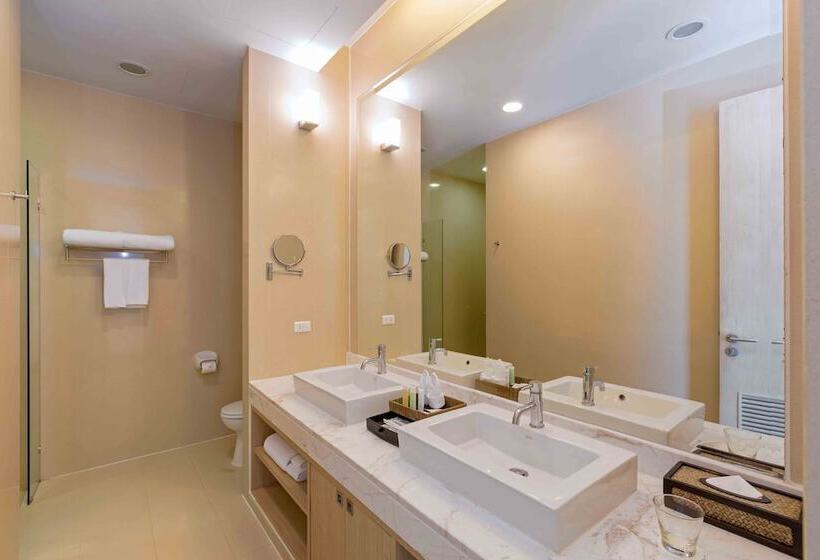 Вилла 2 Спальни, Splash Beach Resort, Maikhao Phuket   Sha Extra Plus