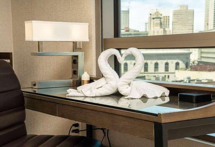 اتاق استاندارد با تخت بزرگ, Hampton By Hilton Dublin City Centre