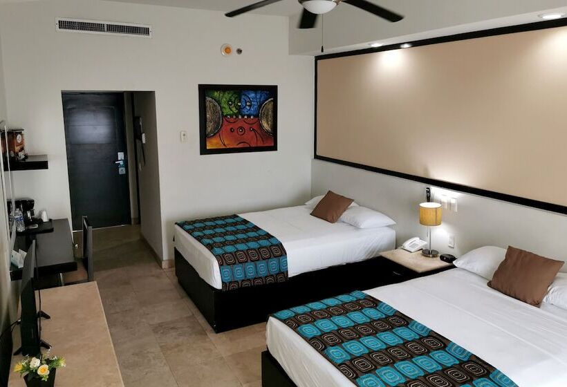 اتاق استاندارد با 2 تخت دوبل, Coral Island Beach View