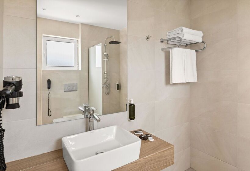 Номер Superior Вид на Сад, White Olive Marine Aquapark   All Inclusive