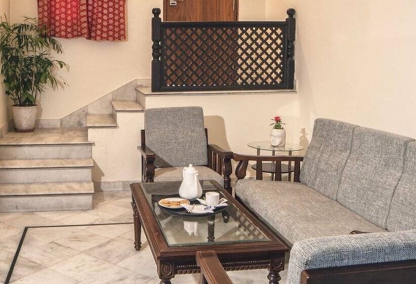 Suíte Familiar, Swaroop Vilas  Lake Facing Boutique