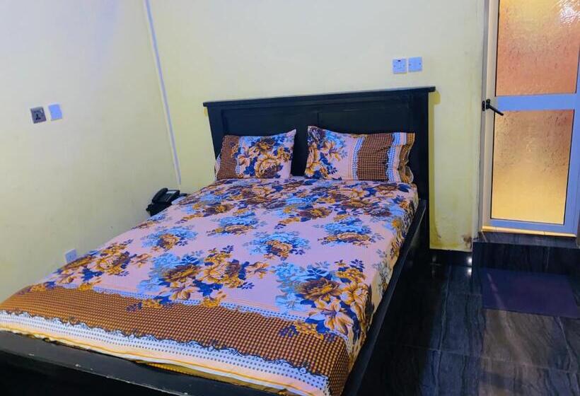اتاق لوکس یک تخته, Jennabwa Lodge And Restaurant
