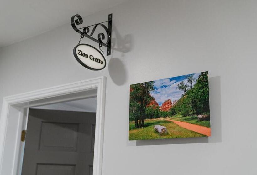 Стандартный Номер Кровать Кинг, Tyler Inn At Zion