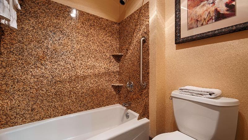 اتاق استاندارد با تخت بزرگ, Holiday Inn Tongren Wanshan, An Ihg