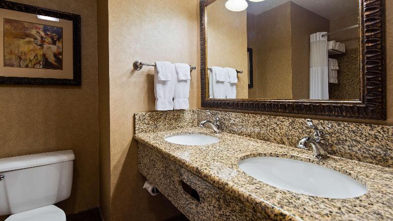 اتاق استاندارد با تخت بزرگ, Holiday Inn Tongren Wanshan, An Ihg