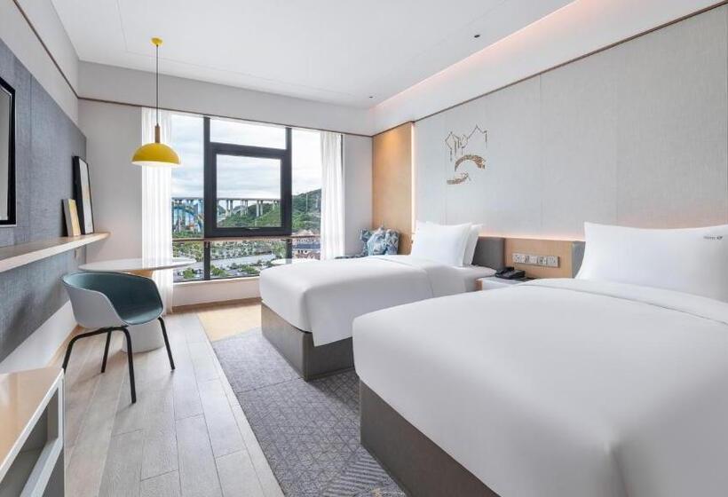 اتاق استاندارد با چشم‌انداز کوهستان, Holiday Inn Tongren Wanshan, An Ihg