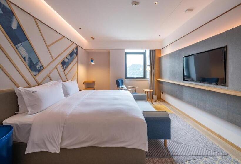 سوئیت با تخت بزرگ, Holiday Inn Tongren Wanshan, An Ihg