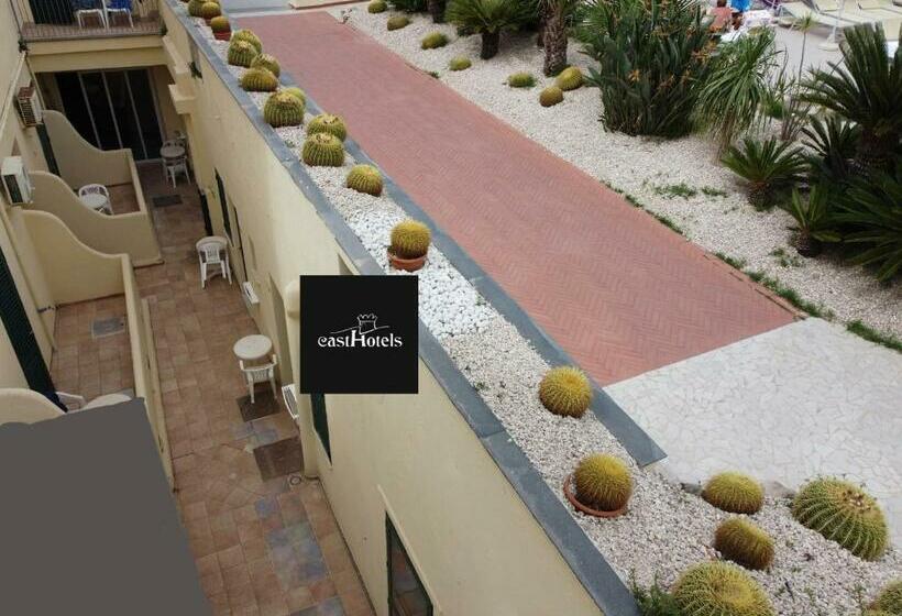 Трежместный Номер Economy, Casthotels Punta Del Sole Terme