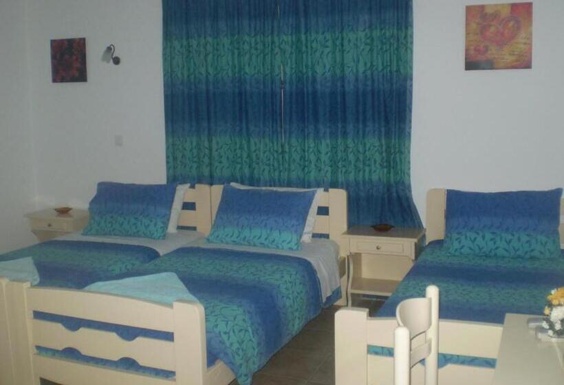 غرفة قياسية رباعية, Galini Pension