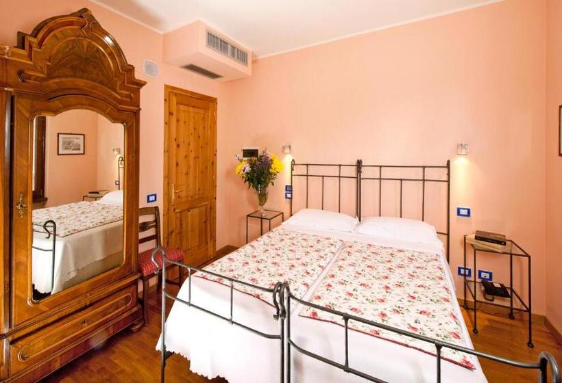 Quarto Economy, La Locanda Del Notaio